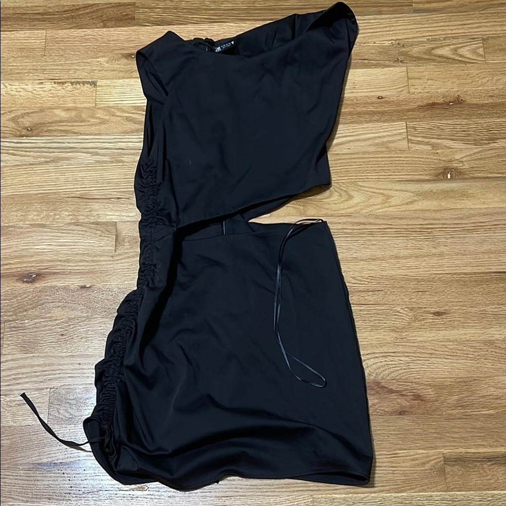 Zara Black One-Shoulder Sundress with Dolman Sleeves - Size M